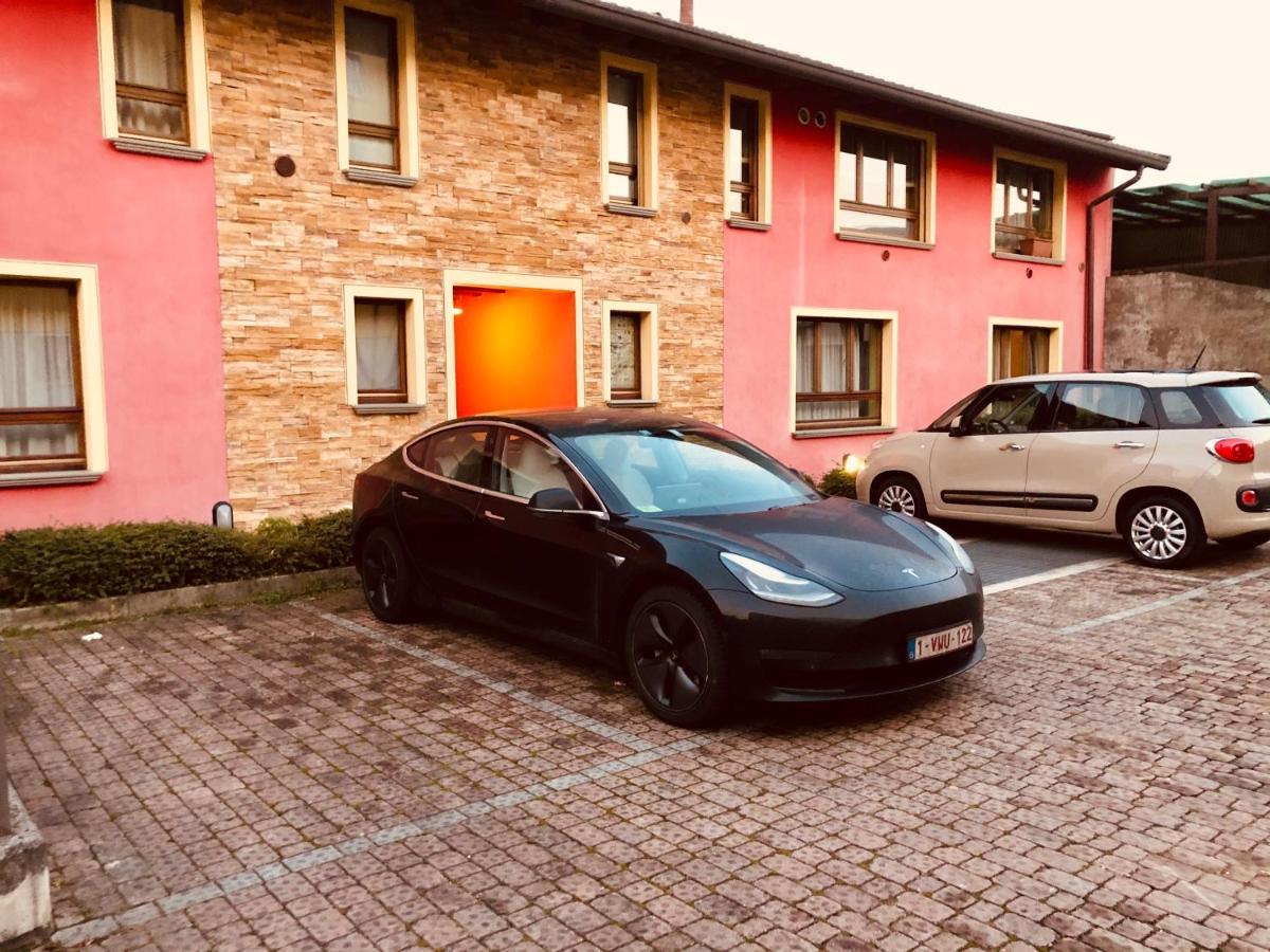 شقة Bergamo Easy Airport Sleep&Fly Parking المظهر الخارجي الصورة